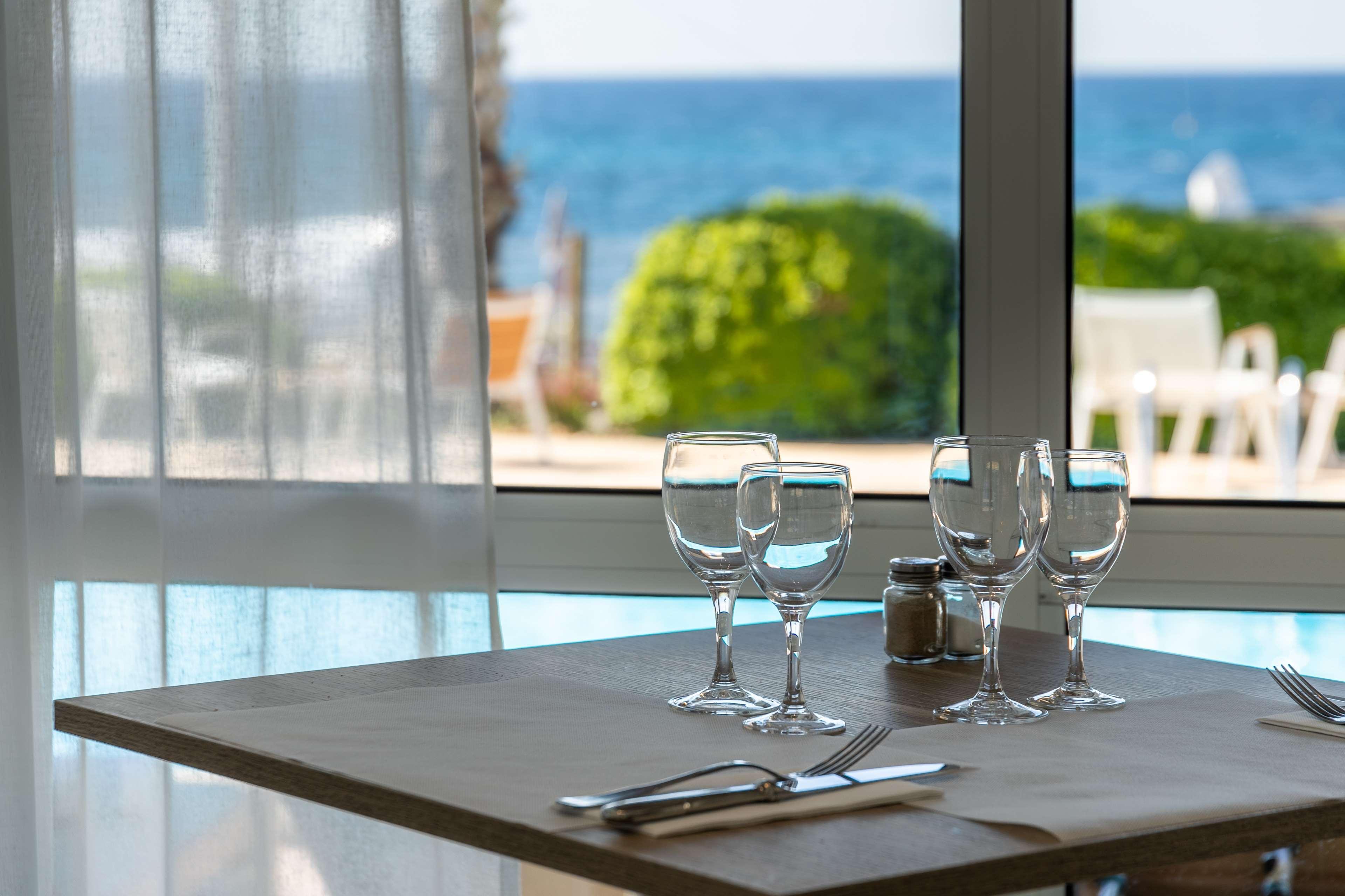 Hotel Paradou Mediterranee, BW Signature Collection By Best Western Sausset-les-Pins Exterior foto